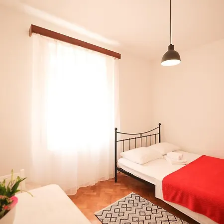 Cozy Studio Apartments In City Centar -Ae1565
