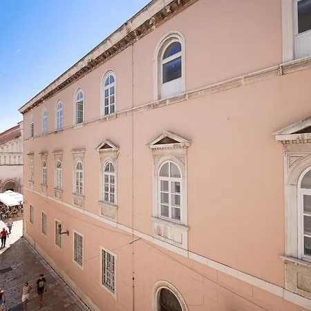 Cozy Studio Apartments In City Centar -Ae1565 Apartment