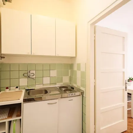Cozy Studio Apartments In City Centar -Ae1565 아파트 *