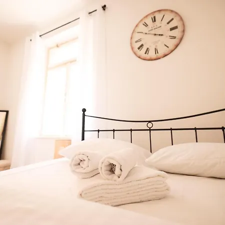 Cozy Studio Apartments In City Centar -Ae1565 아파트 *