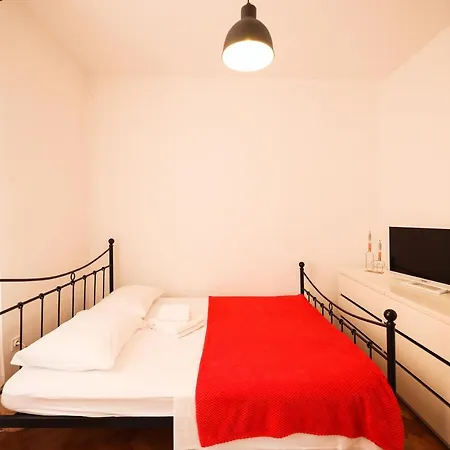 Cozy Studio Apartments In City Centar -Ae1565