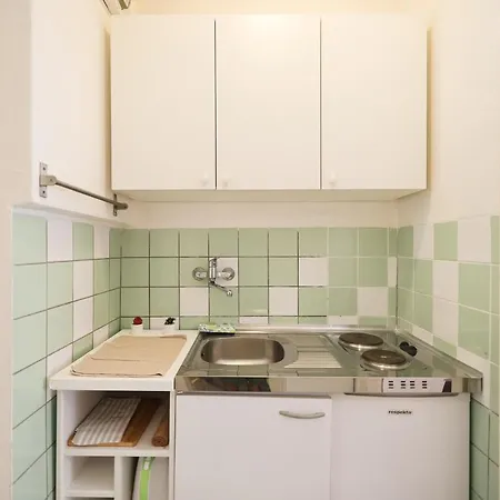 Cozy Studio Apartments In City Centar -Ae1565 자다르